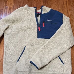 Patagonia Men's Zip-Up Sweater in Cream and Navy